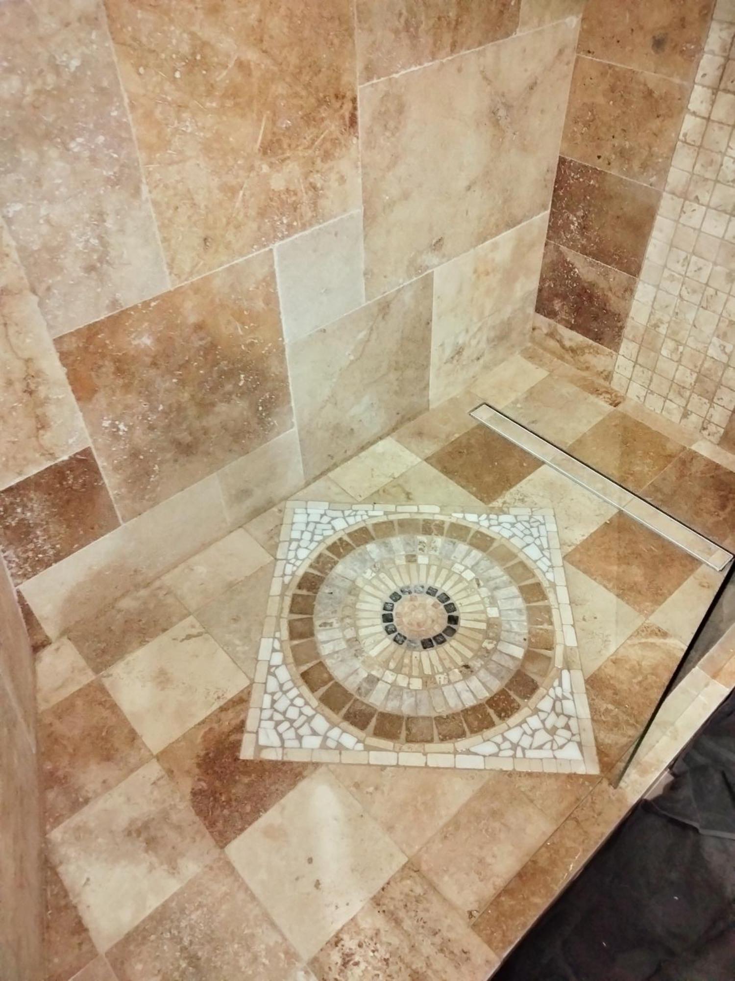Maison Prestige Le Donjon Des Plaisirs Jacuzzi Montluel Bagian luar foto